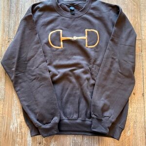 Gildan Brown Crewneck Sweater with Gold Detail